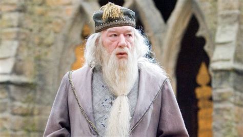 The Untold Tale of Dumbledore's Comeback to the Wizarding Community